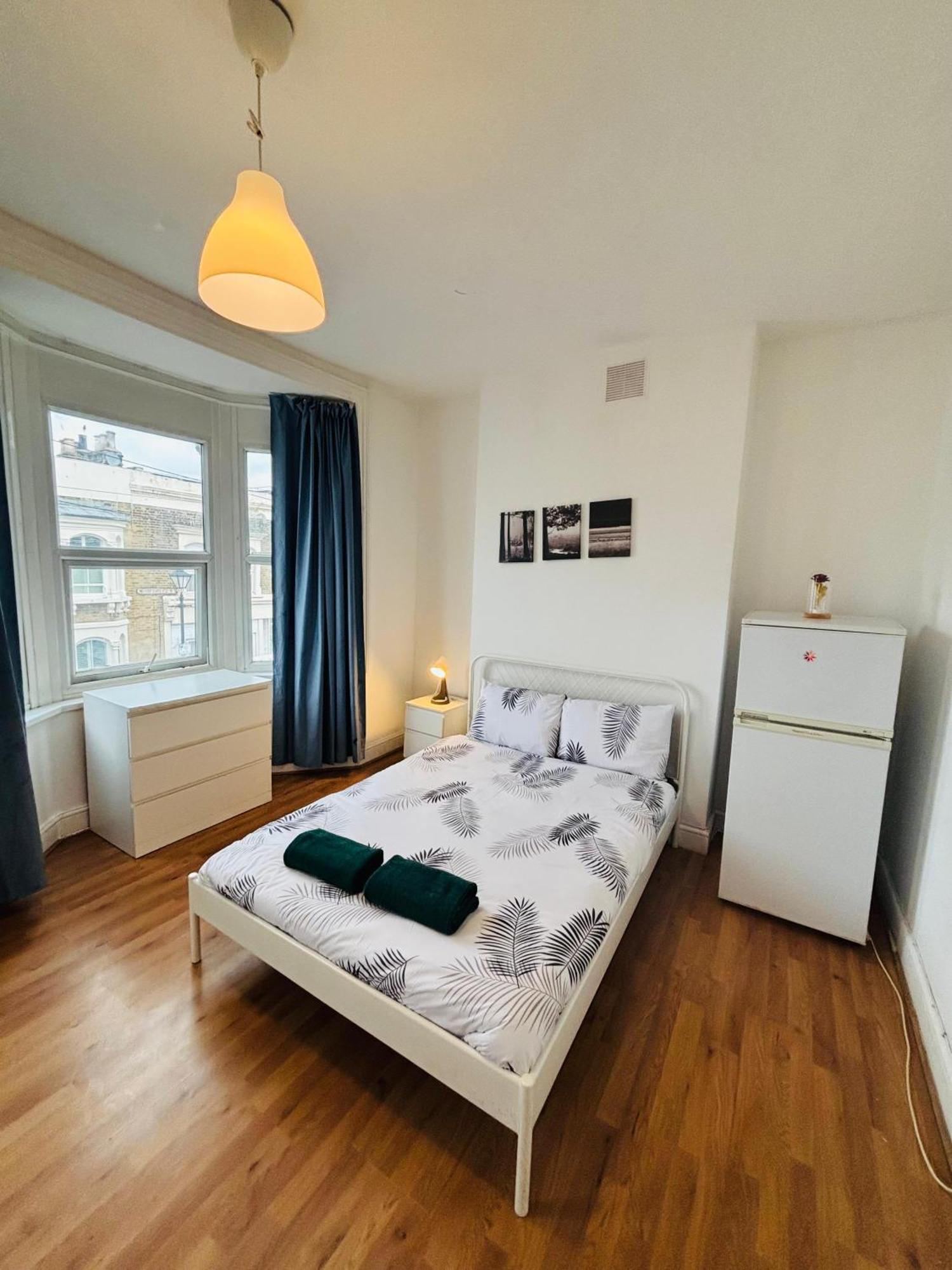 Mile-end Staycation * London