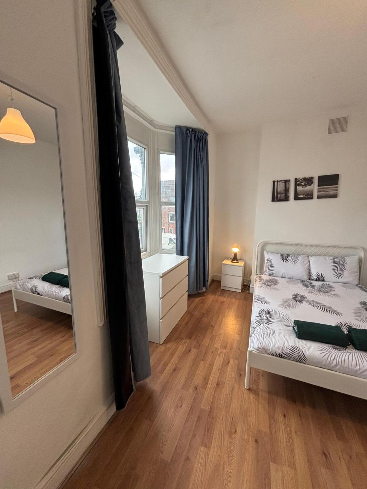 Privatunterkunft Mile-end Staycation London