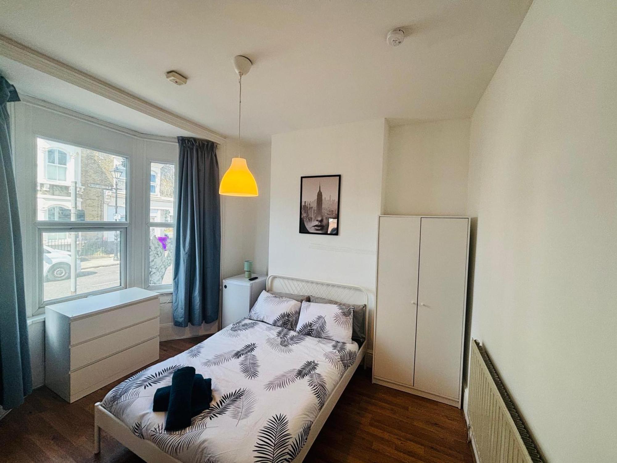 Mile-end Staycation Privatunterkunft *