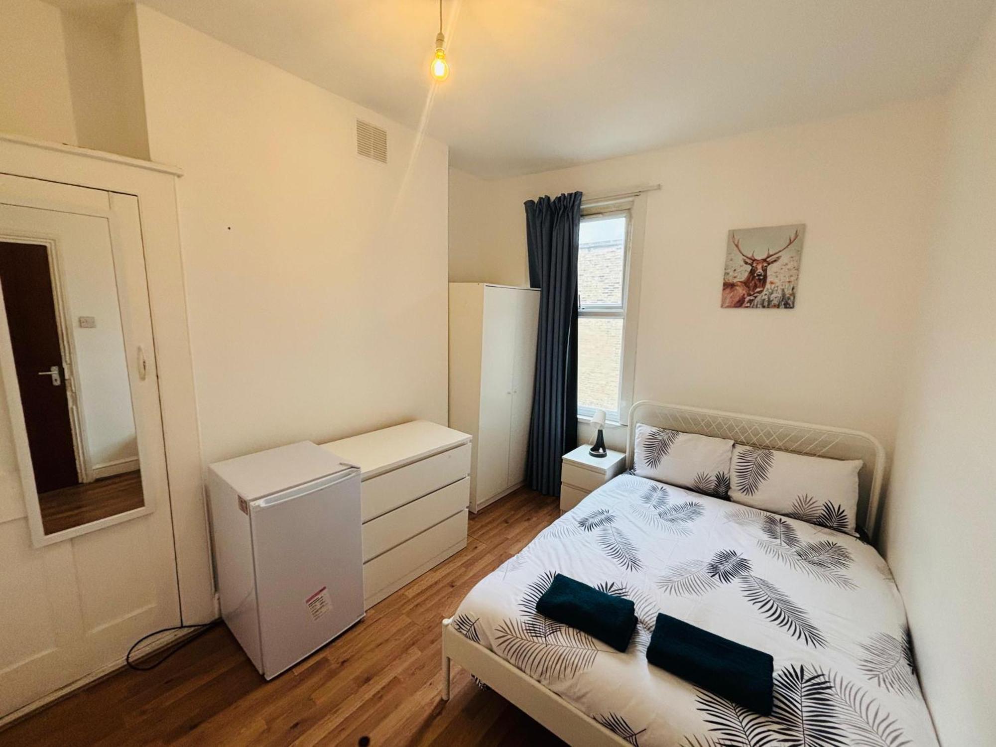 Privatunterkunft Mile-end Staycation *